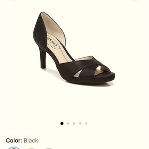 Lifestride Mykonos black peep toe 3 in heels. 8.5